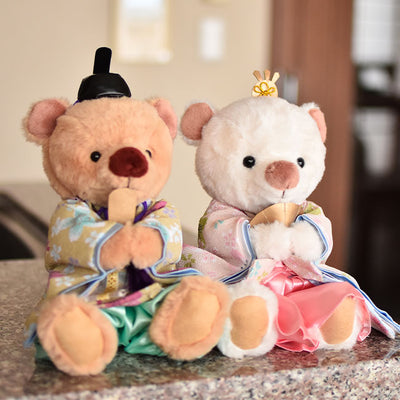 Bears de peluche con ropa de kimono